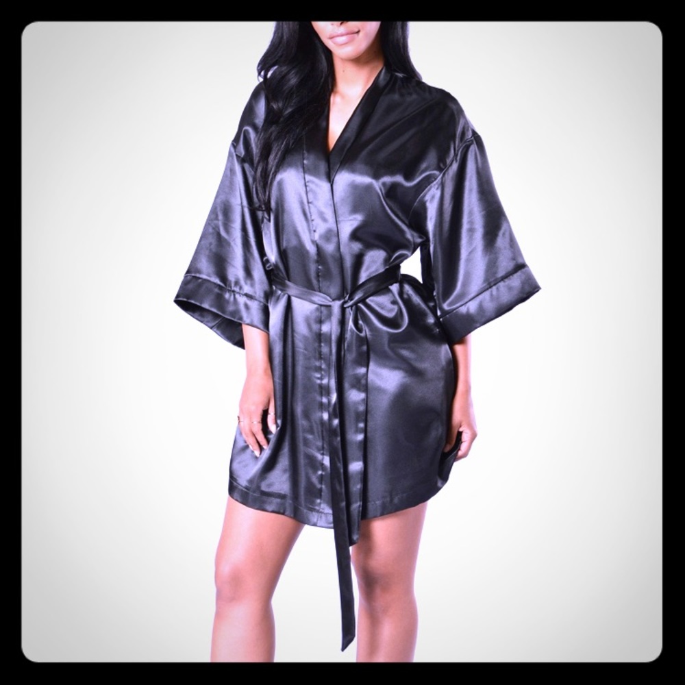 Fashion nova Black satin robe